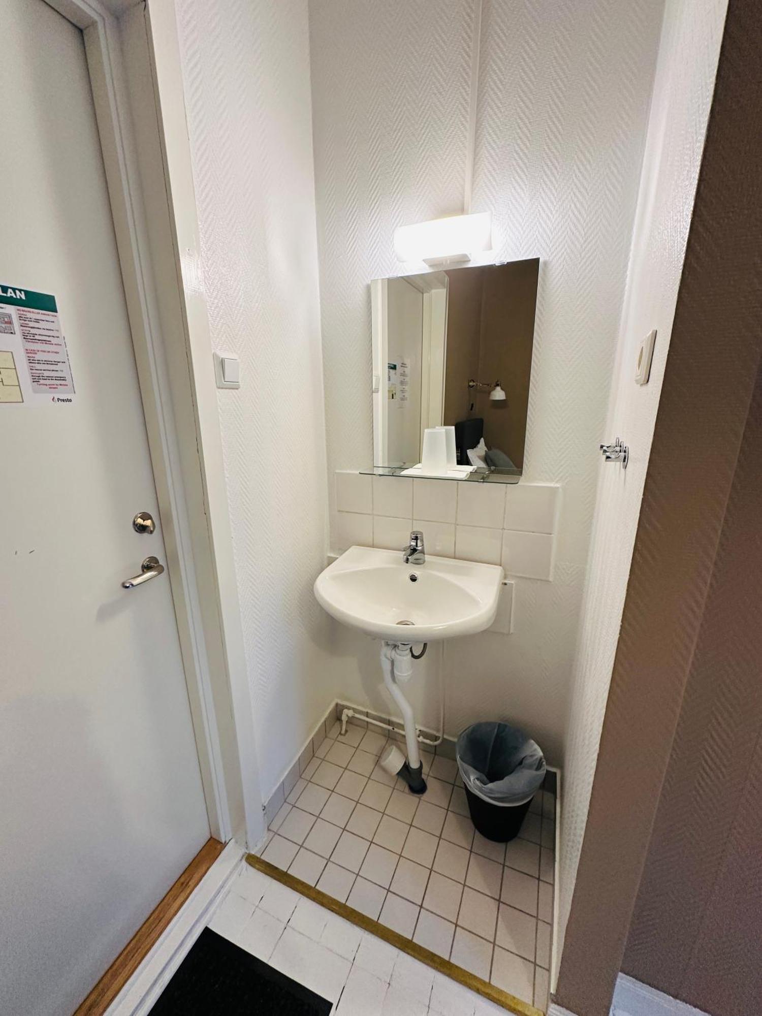 Vattengraendens Vandrarhem & Hotel Norrkoping Ruang foto