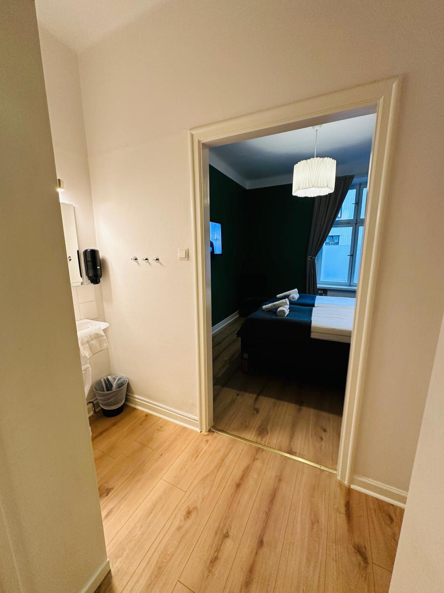 Vattengraendens Vandrarhem & Hotel Norrkoping Ruang foto